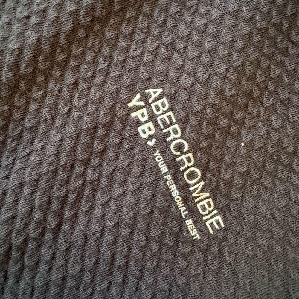 Abercrombie Kids YPB Navy Quilted Joggers size 15/16 - Picture 2 of 6